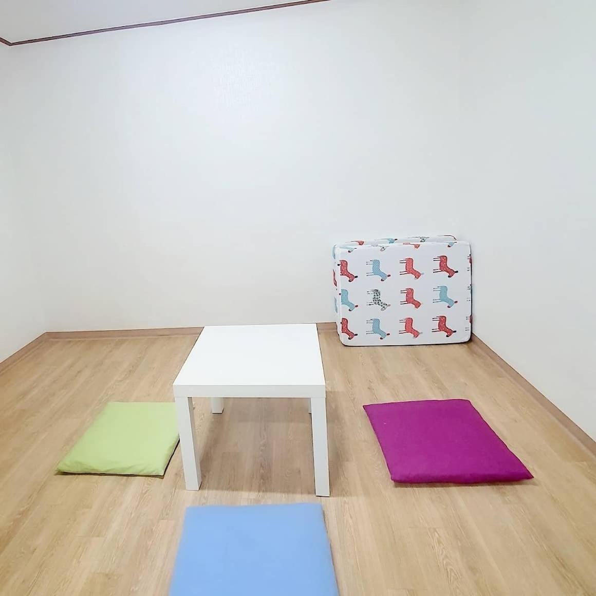 Gyeongchun Line Forest Private House Apartment *