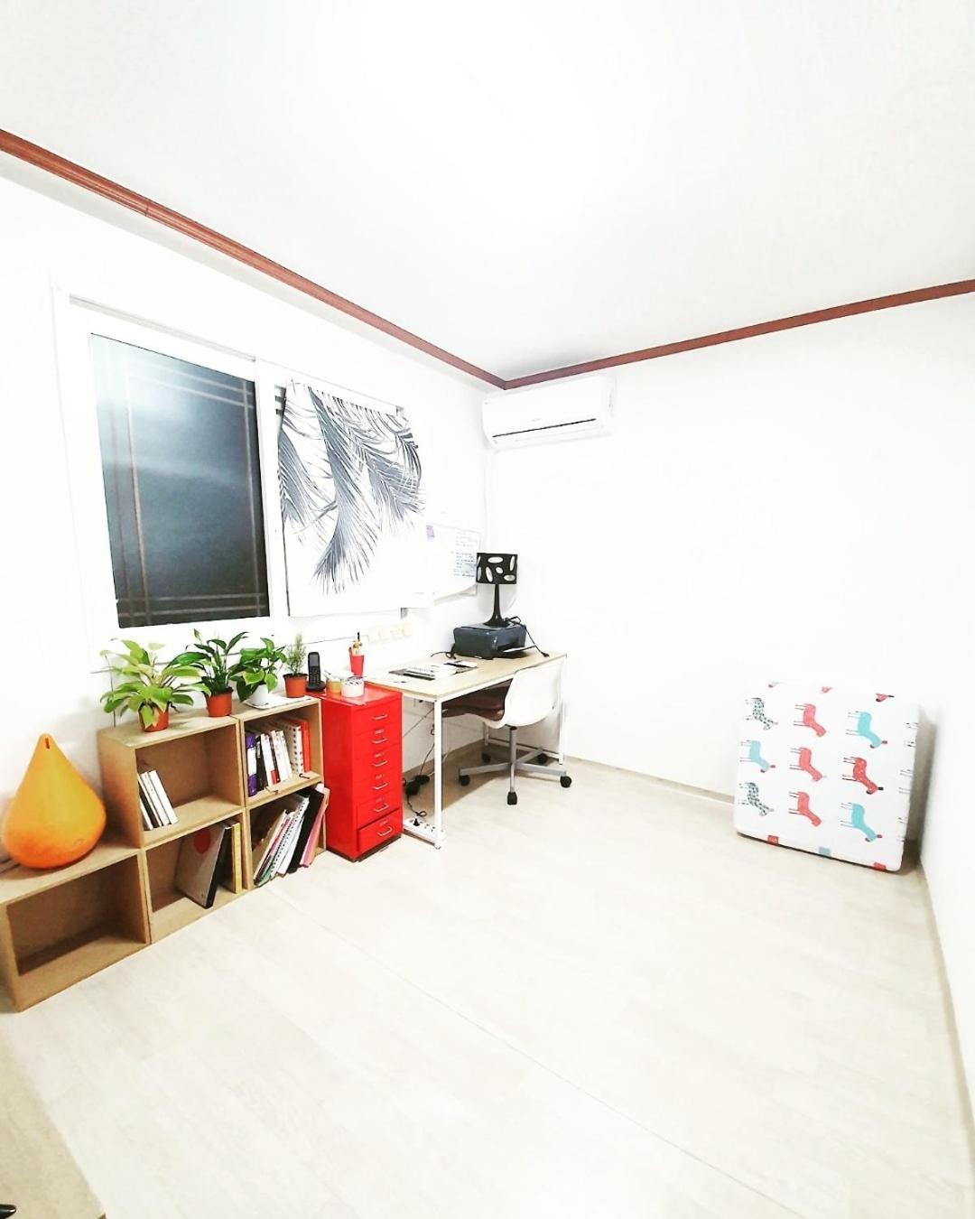 Apartment Gyeongchun Line Forest Private House *
