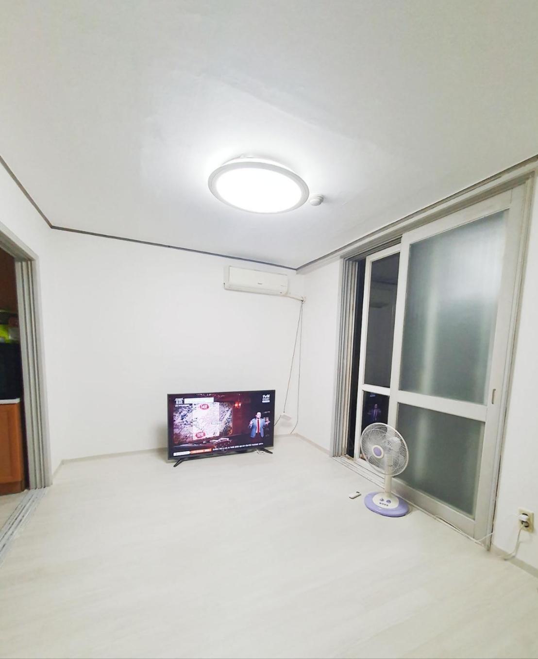 Gyeongchun Line Forest Private House *